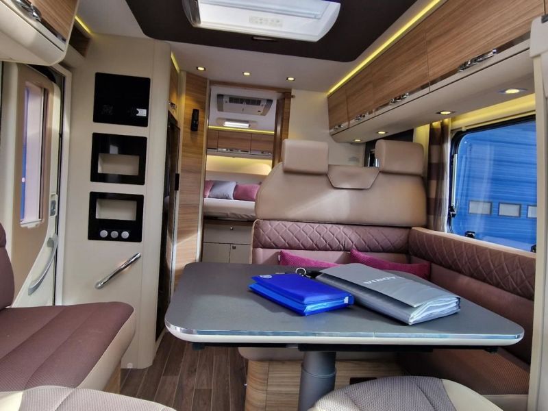 Adria Coral 690 SC Platinum