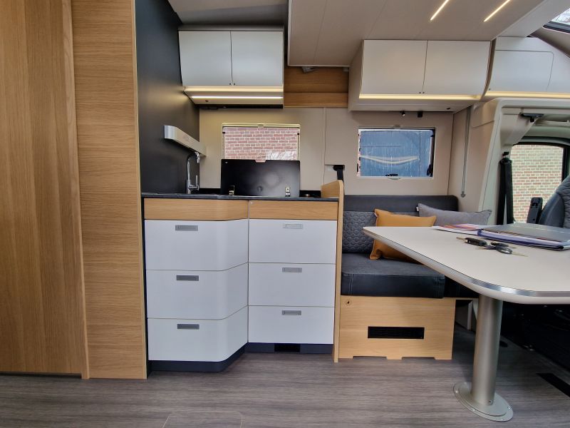Adria Matrix 670 DL plus