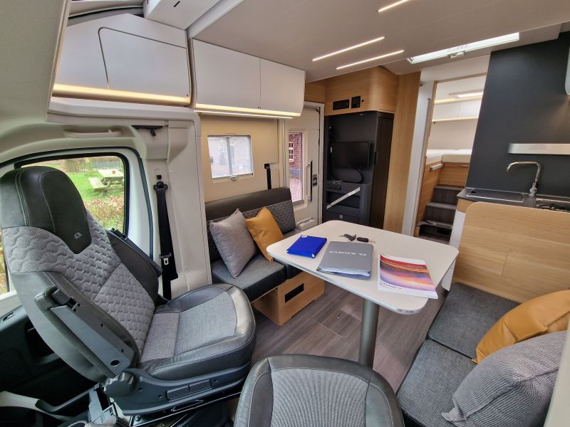 Adria Matrix 670 DL plus