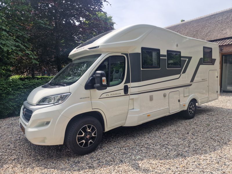 Adria Matrix 670 DL plus