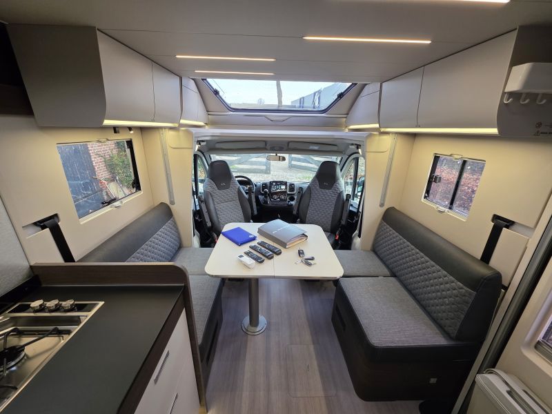 Adria Matrix 670 DL plus