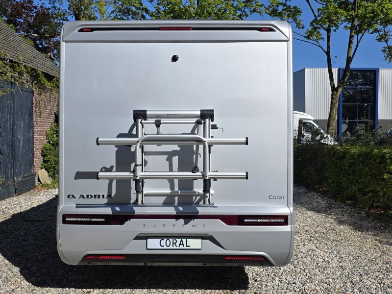 Adria Coral 670 DL Supreme 44H met E&P