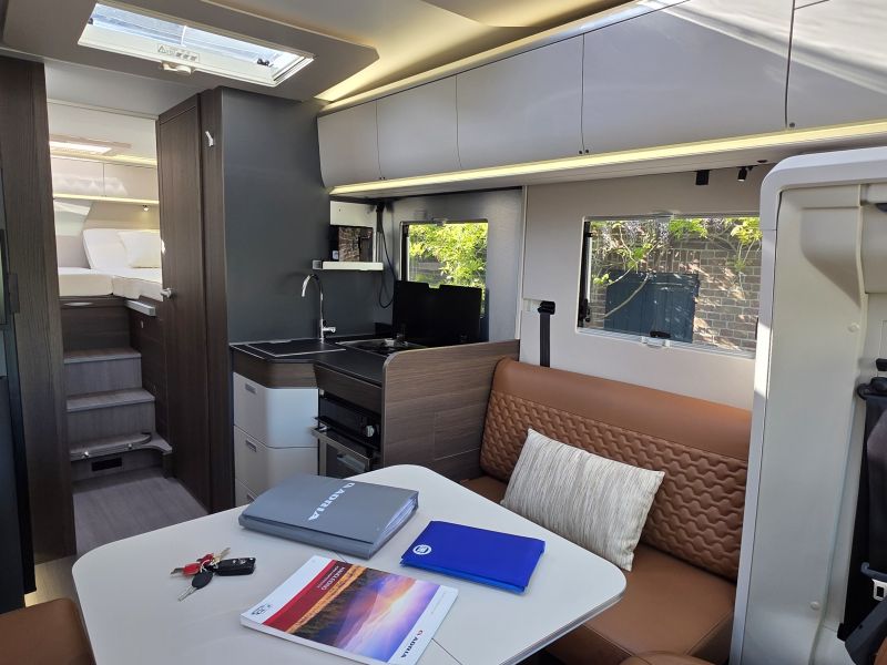 Adria Coral 670 DL Supreme 44H met E&P