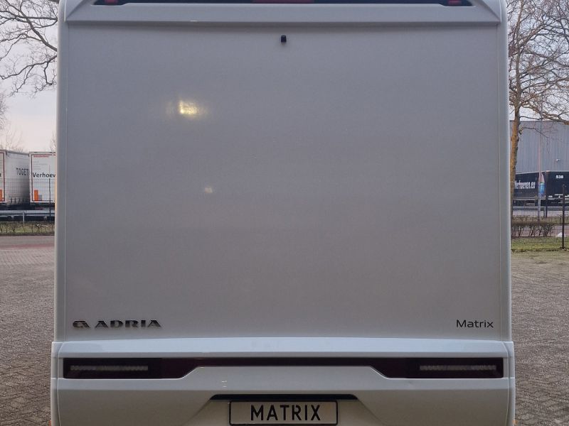 Adria Matrix 670 DC plus Face to face