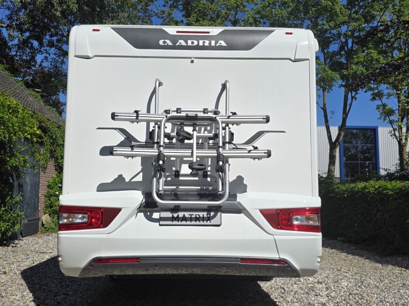 Adria Matrix 670 DC plus Face to face