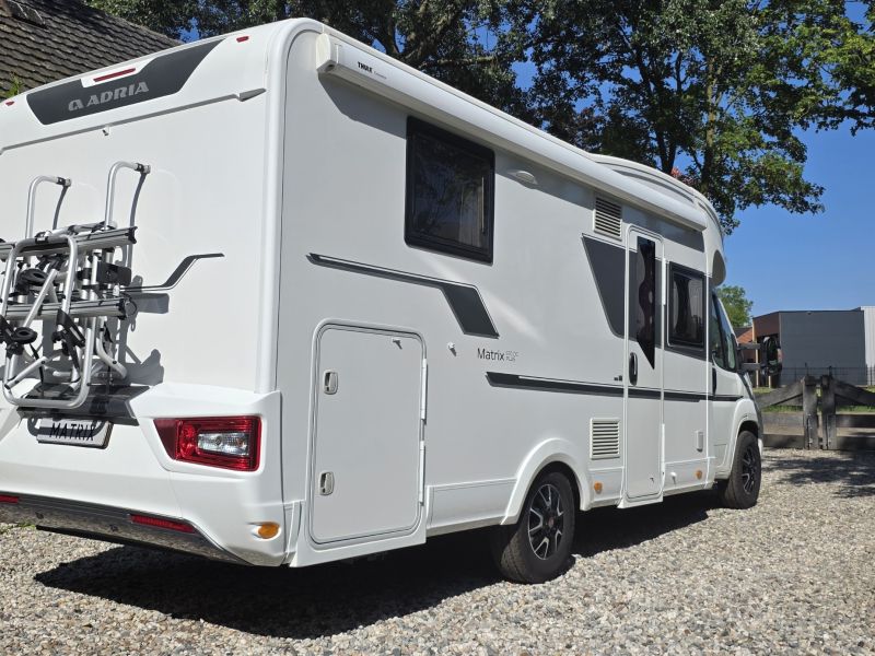 Adria Matrix 670 DC plus Face to face