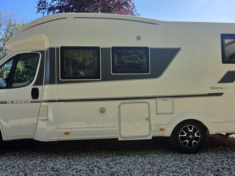 Adria Matrix 670 DC plus Face to face