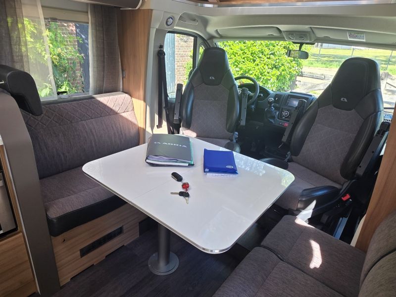 Adria Matrix 670 DC plus Face to face